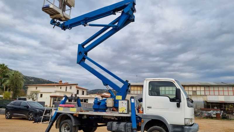 OmecoHub - NISSAN CABSTAR